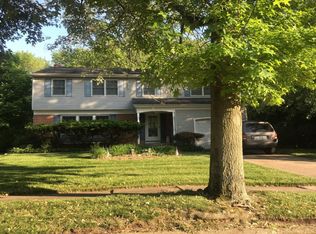 124 Old Colony Ln, Marlton, NJ 08053