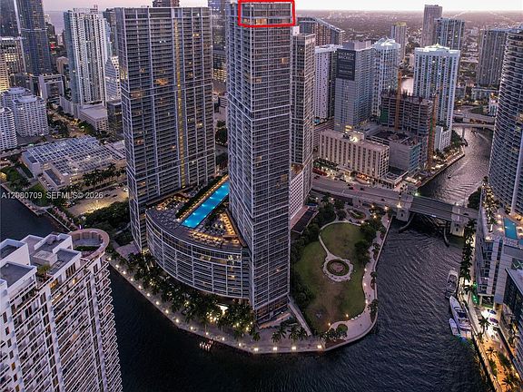 3rd image of 465 Brickell Ave #Penthouse 5701