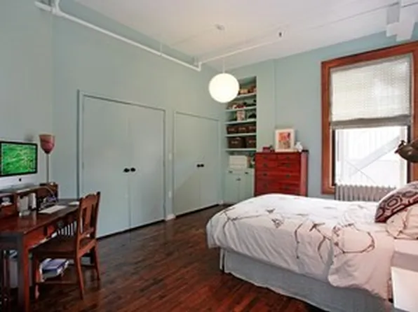 476 Broadway image 1 of 7