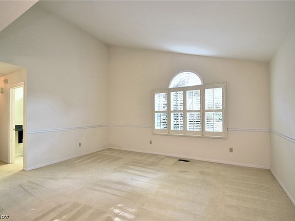 3rd image of 19357 Lauren Way