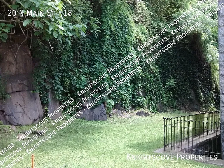 20 N Main St #17 — Photo 15