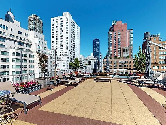 2nd image of 301 E 62nd St APT 14B