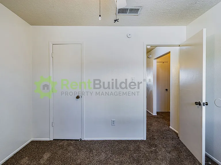 9716 Comanche Rd NE #1 — Photo 12