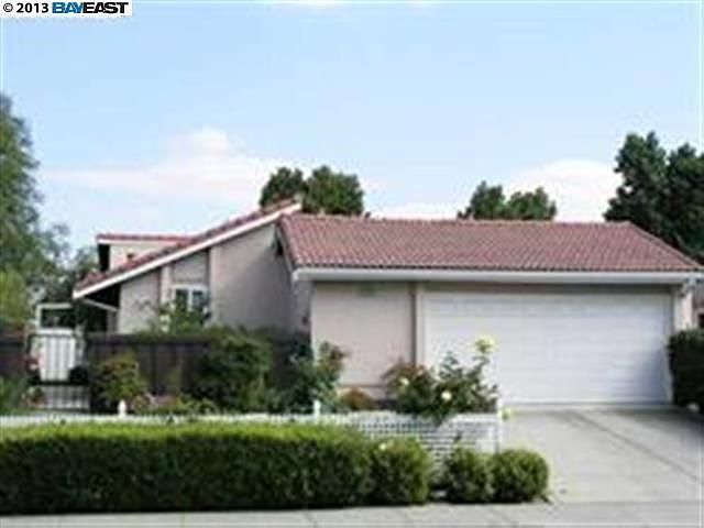 1st image of 2210 Mann Ave
