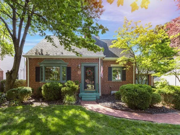 1855 Suffolk Rd, Columbus, OH 43221