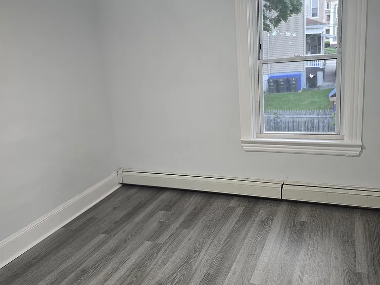 28 Darrow St #3 — Photo 12