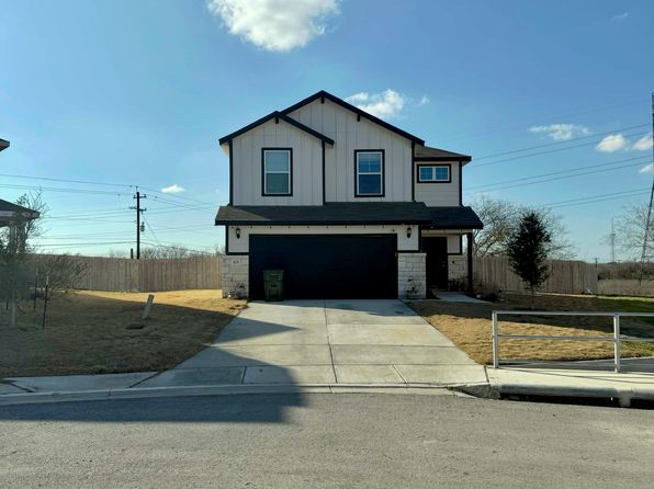 101 Wild Creek Rd, Seguin, TX 78155