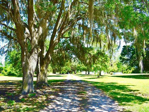 2nd image of 122 EL PRADO Court