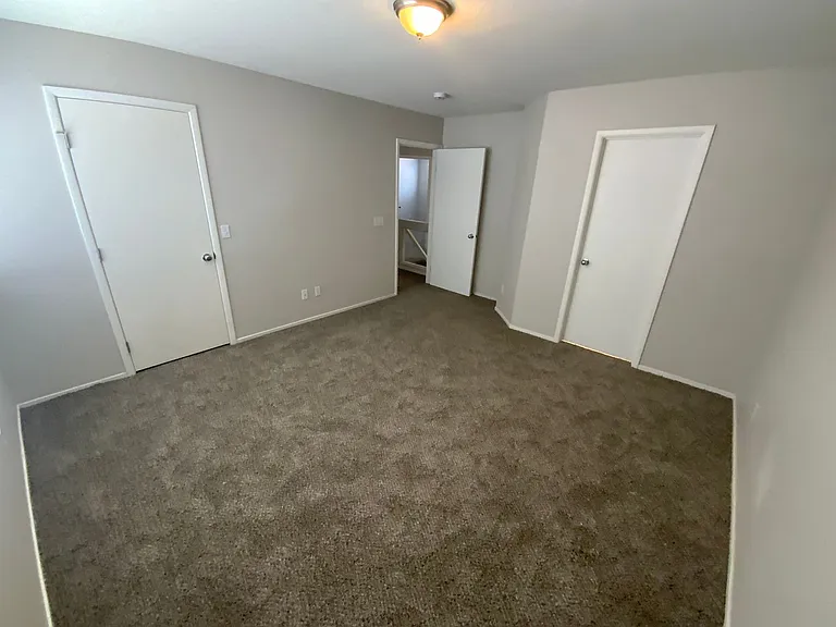 10256 Grecian Laurel Ct — Photo 35