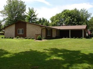 910 Watkins Glen Dr, Dayton, OH 45458