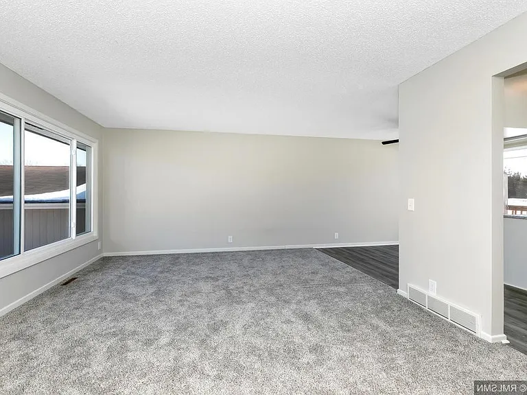 10213 Quebec Ave S — Photo 7