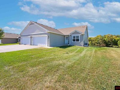 800 Tomahawk Ct, Madison Lake, MN, 56063