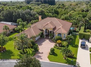 7962 SE Osprey St, Hobe Sound, FL 33455