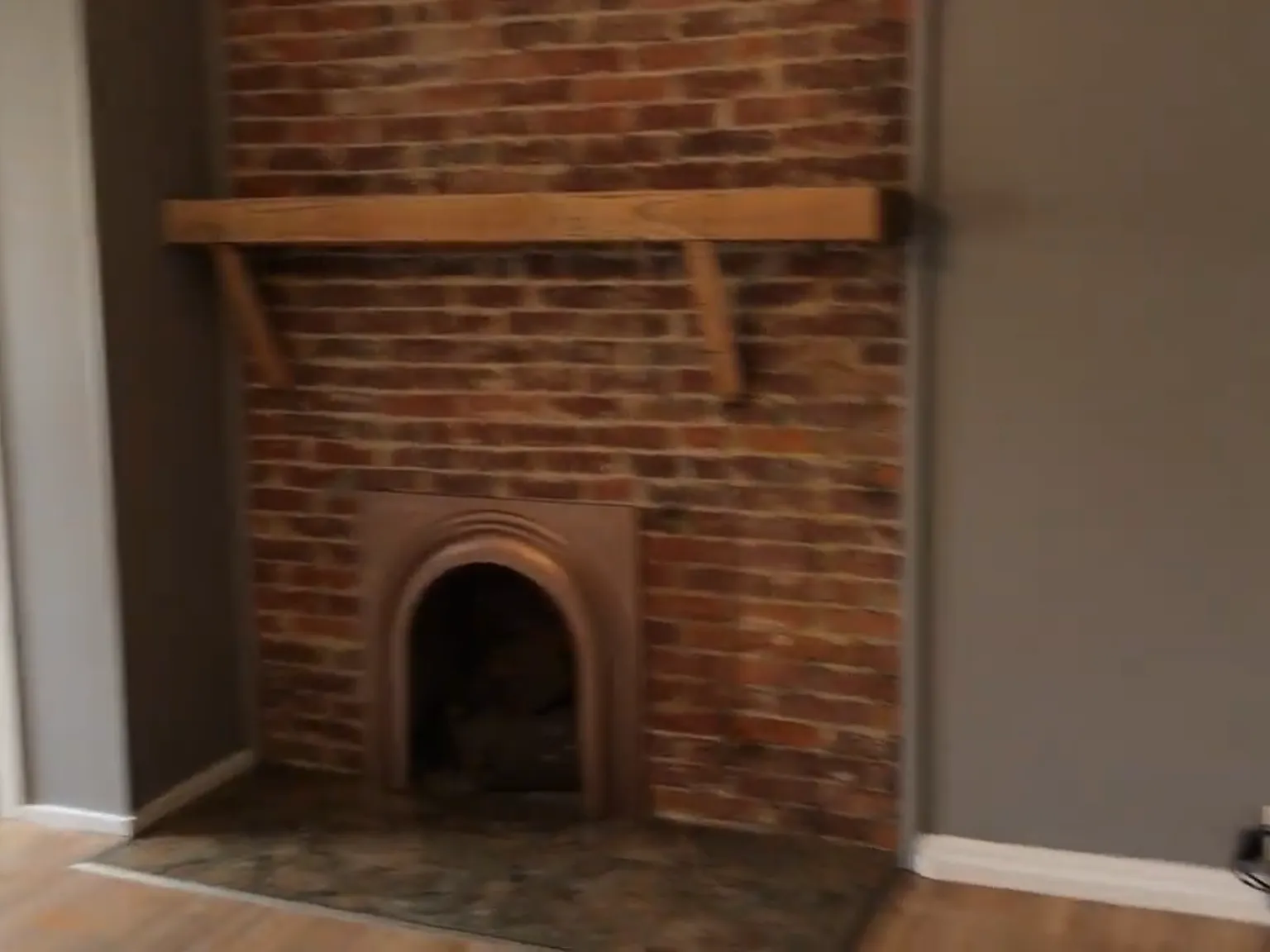 3 bed, 1200 sqft, $1,400 — Photo 3