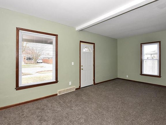 5th image of 3209 Charles STREET