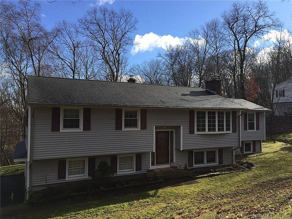 1st image of 22 Cannon Dr