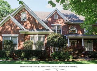 1621 Liatris Ln, Raleigh, NC 27613