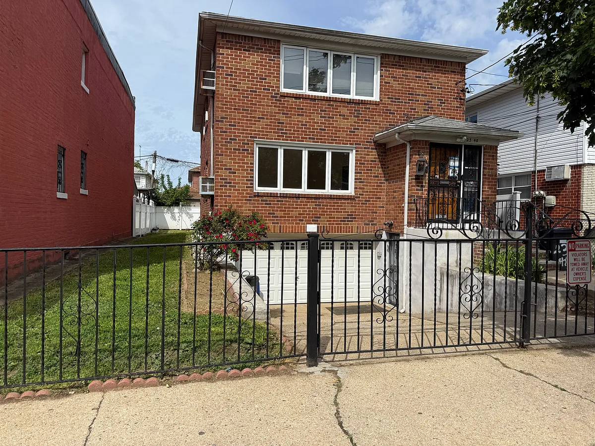 Building Photo - 23-48 97th St #1F