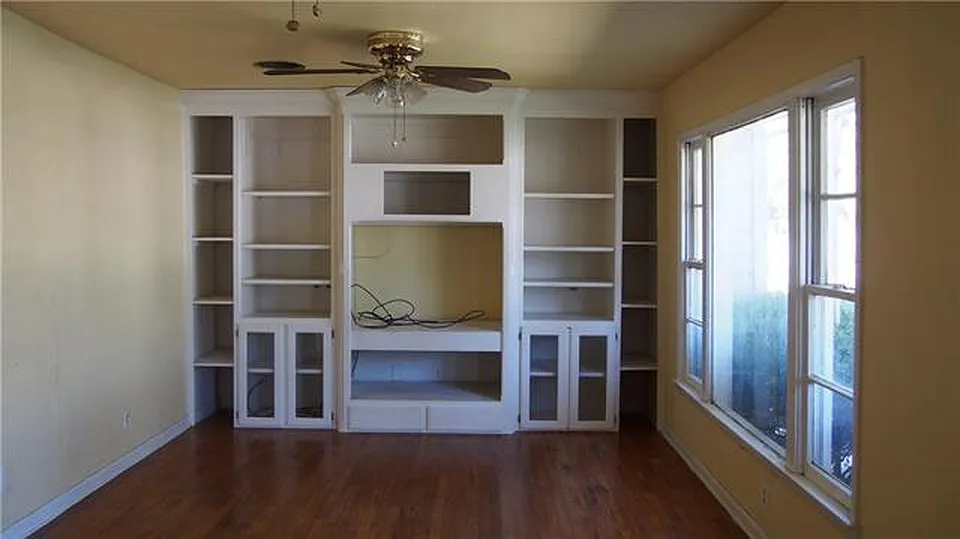 5216 Mallory Drive - 1 — Photo 3