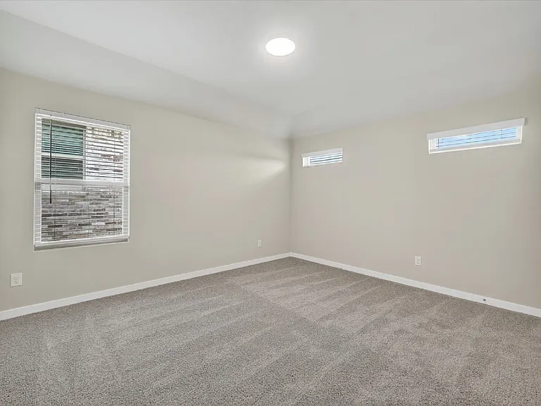 701 Summerberry Dr — Photo 22