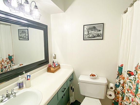 5th image of 8116 Exmoor Dr #A