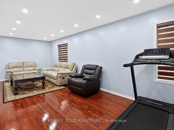 5th image of 50 Ranchero Dr