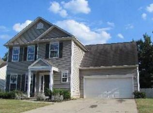 675 Timber Walk Dr, Simpsonville, SC 29681