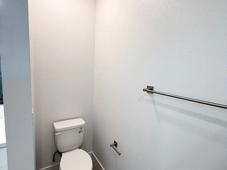 2201-2217 Bonita St — Photo 15