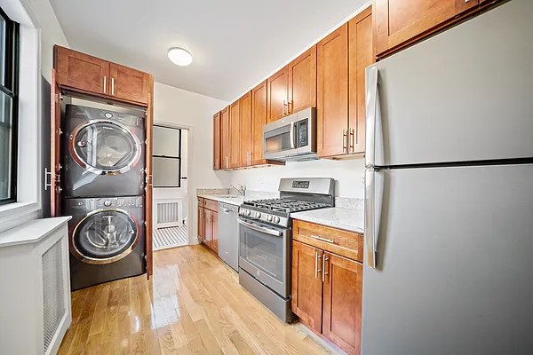 Rented by Bond New York | media 2