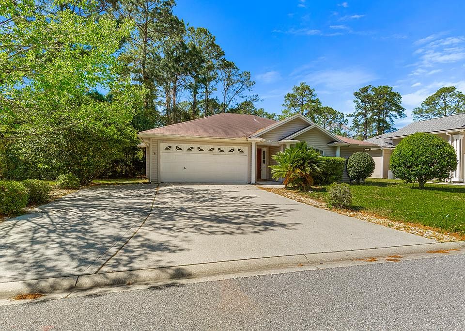 1st image of 12138 Silver Saddle Dr