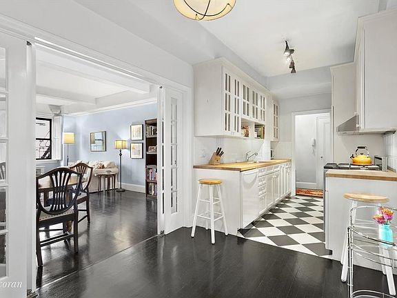 4th image of 229 E 79th St APT 9F