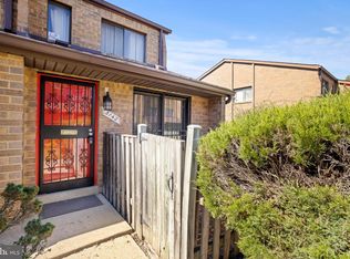 3142 Apple Rd NE #16, Washington, DC 20018