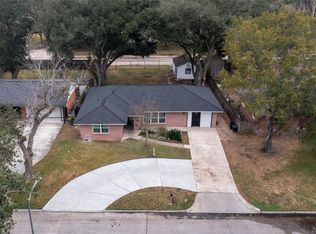 1710 Pecan Ln, Stafford, TX 77477