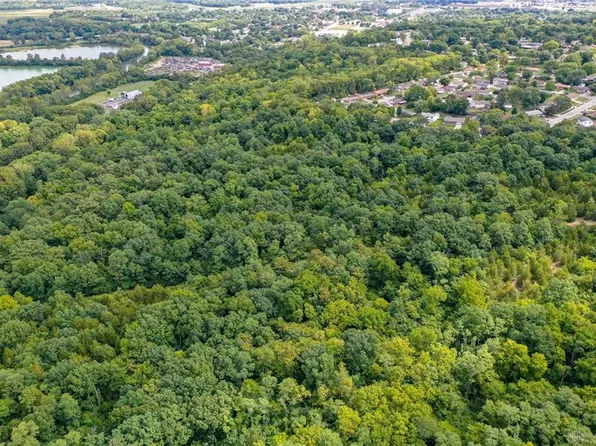 765 Heincke Rd, West Carrollton, OH 45449
