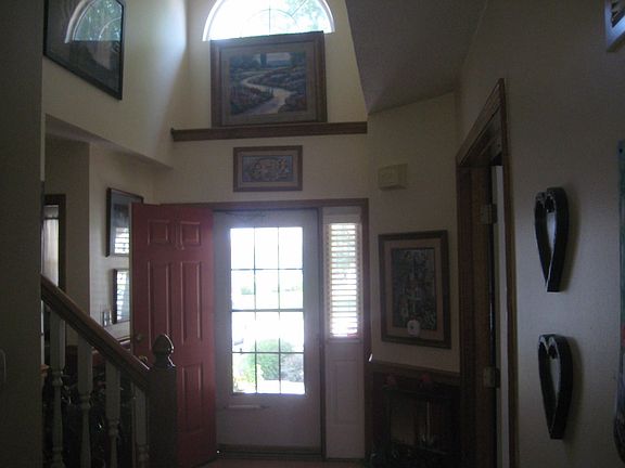 5th image of 2701 NE Arbor Ct