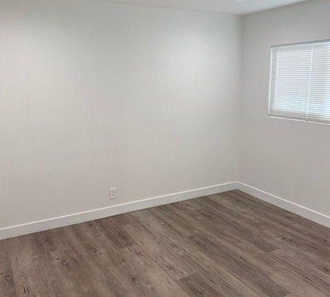 3rd image of 4324 Ventura Canyon Ave