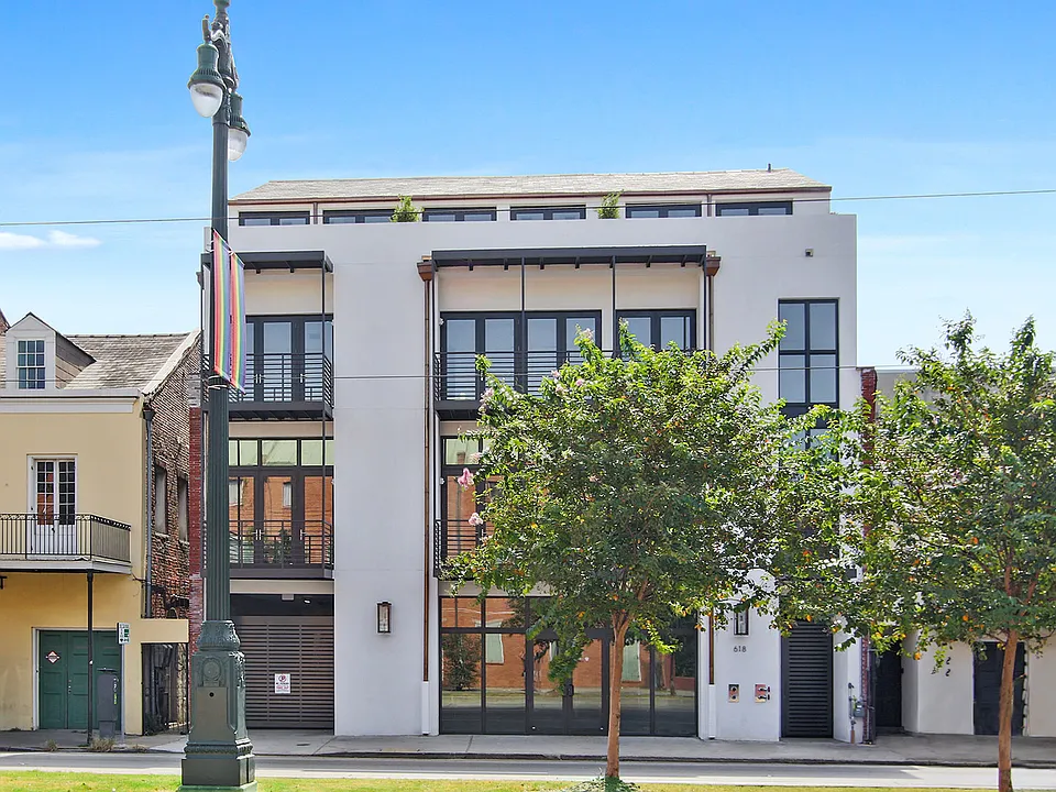 616 N Rampart St #204