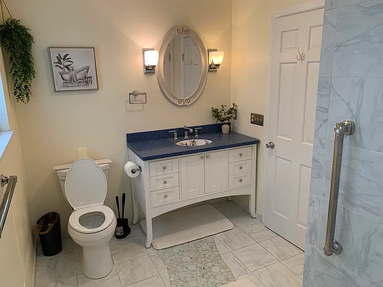 6476 Wardwood Ct — Photo 33