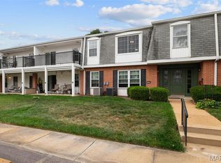 1725 Herault Pl APT G, Saint Louis, MO 63125