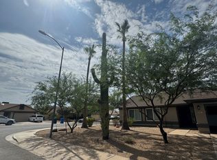4061 E Taro Ln, Phoenix, AZ 85050