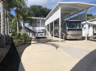 613 Par Pines Blvd, Davenport, FL 33837