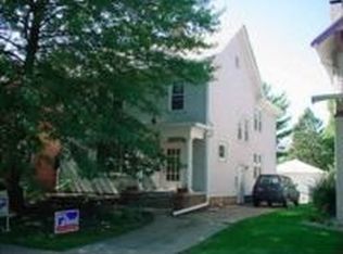 1213 N Elmwood Ave, Peoria, IL