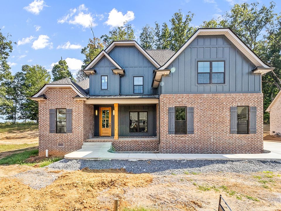 1st image of 12 Whitewood Farm