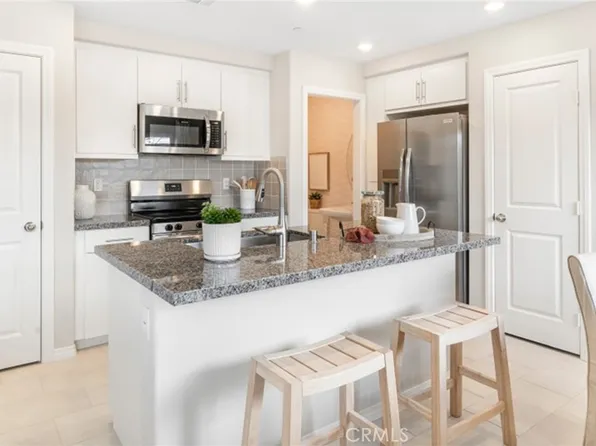 7066 Olive Grove St, Riverside, CA 92507