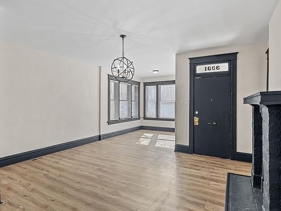 2nd image of 3931 Utah St #2F