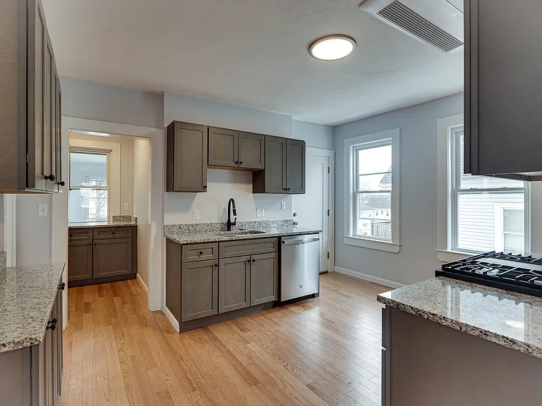 24 Dunlap St #1 — Photo 23