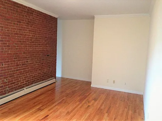 Rented by Voro, LLC | media 20