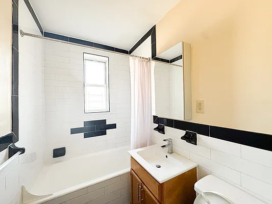 Rented by Lions Guard Brokerage LLC | media 10