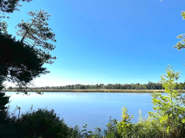 N Tahqua Trl, Paradise, MI 49768