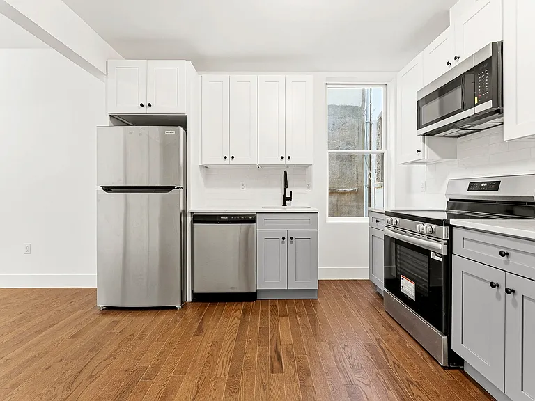 185 Utica Ave #D — Photo 3